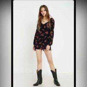 Urban Outfitters Bonita Floral Playsuit Black Size Small